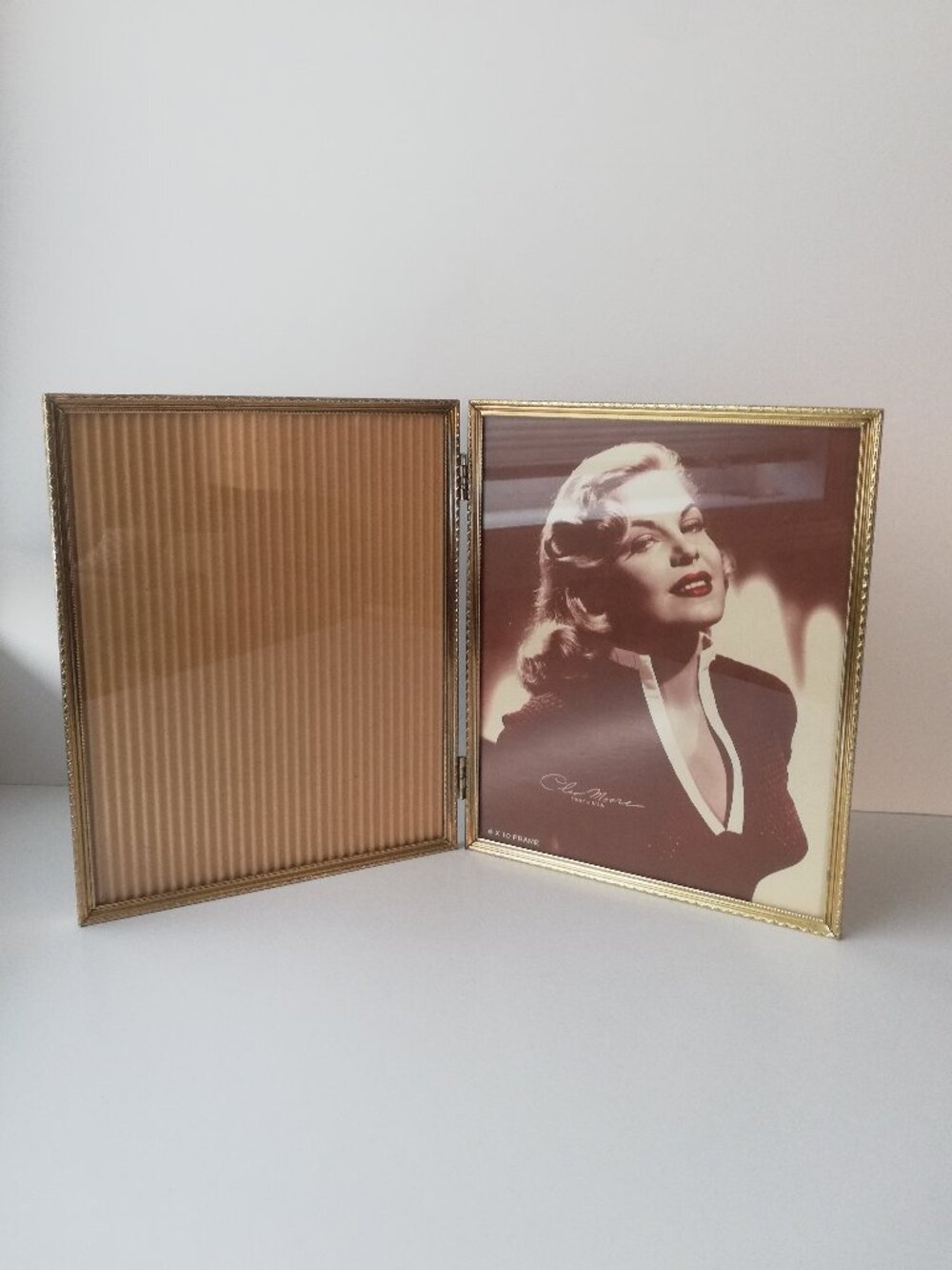 Vintage Mid-Century Brass Hinged Double Picture Frame (8x10)